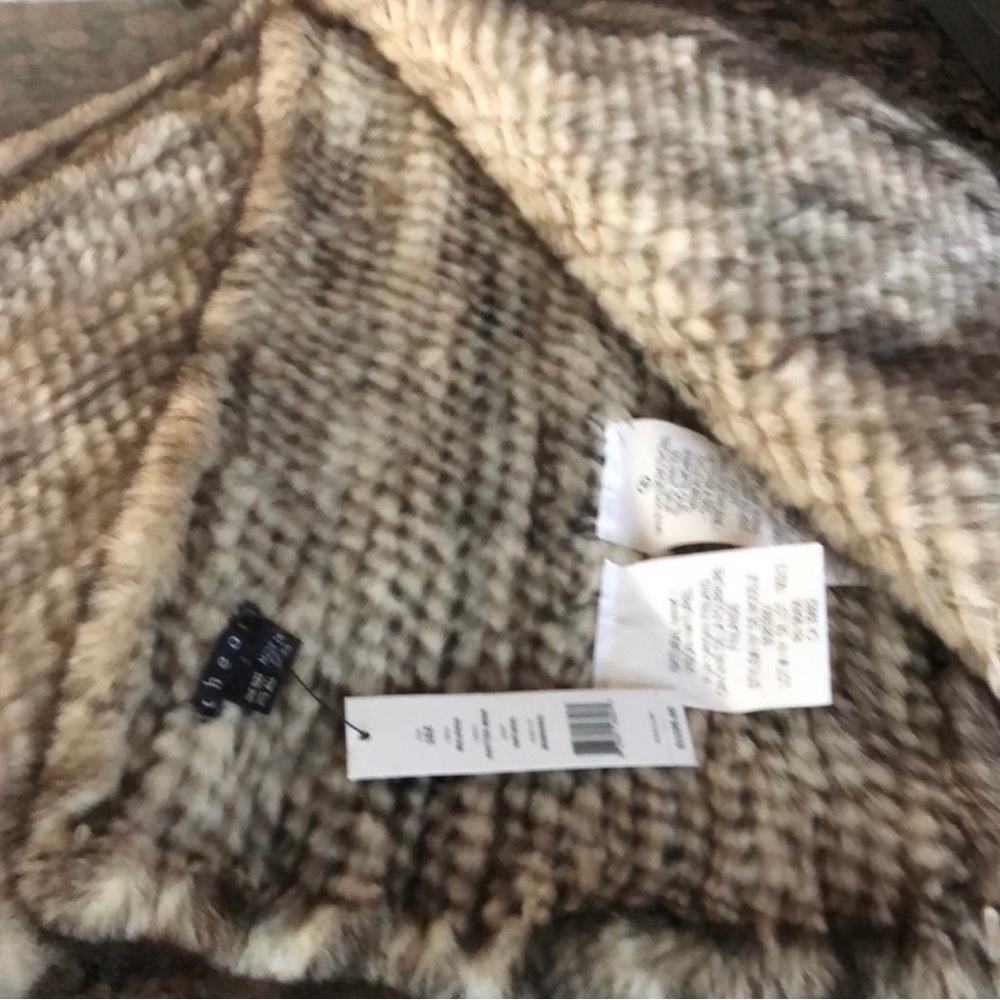 Theory Natural Mink - Picture 3 of 6